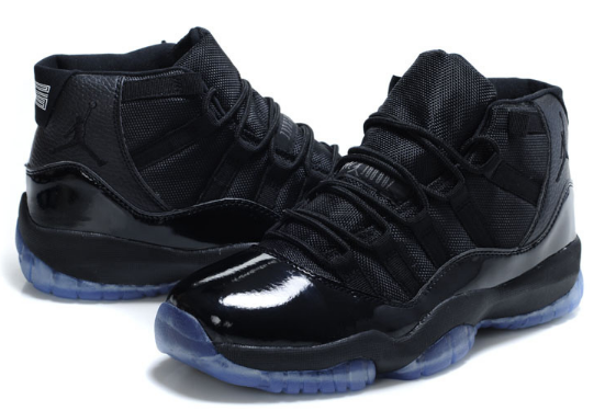 Air Jordan 11 Retro Blackout